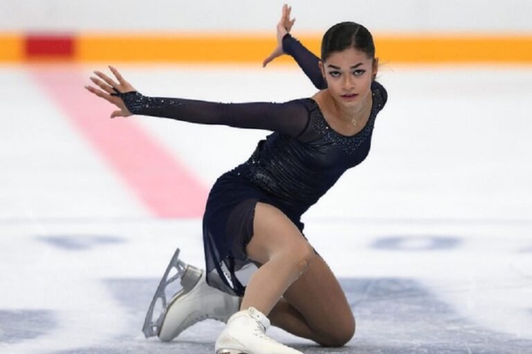 Фигуристки Нелюбова и Елисова удивили тройным акселем на ЧР