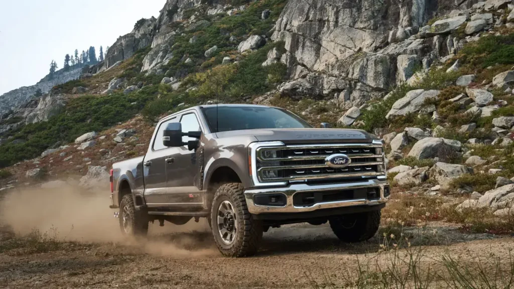 Ford запускает производство Super Duty в Оквилле: новые мощности в Канаде