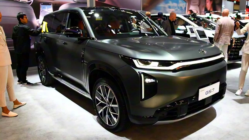 GAC S7 представлен российским дилерам: конкуренты и перспективы