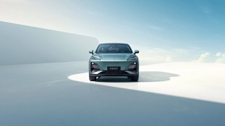 Гибридный кроссовер Deepal S07 получил сертификат в России