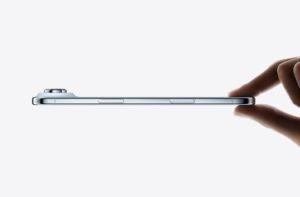 iPhone Air: Самый сенсационный смартфон, который не может удержаться в цене