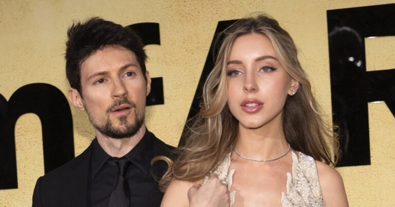 Юлия Вавилова намекнула на брак с Павлом Дуровым