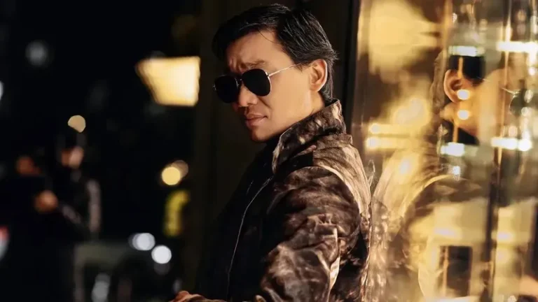 Кайрат Нуртас объяснил, почему носит очки