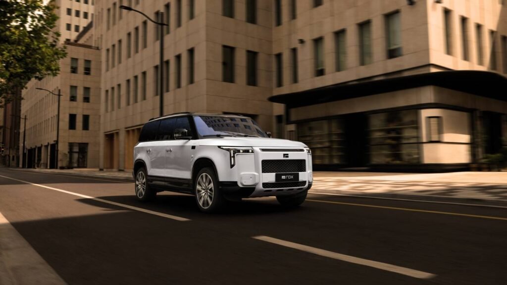 Кроссовер ROX ADAMAS с дизайном Pininfarina: 1300 км на одной зарядке