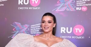 Ксения Бородина с дочерью в шубах вызвала ажиотаж в метро