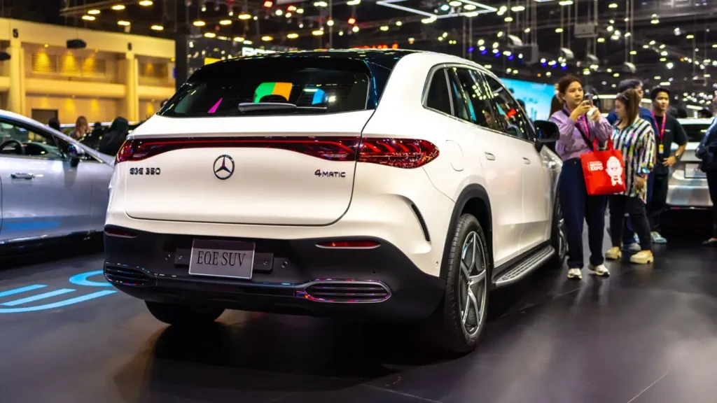 Mercedes-AMG EQE 53 SUV отзывают в США из-за тихого хода