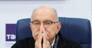 Михалков объяснил причины сотрудничества с Ефремовым