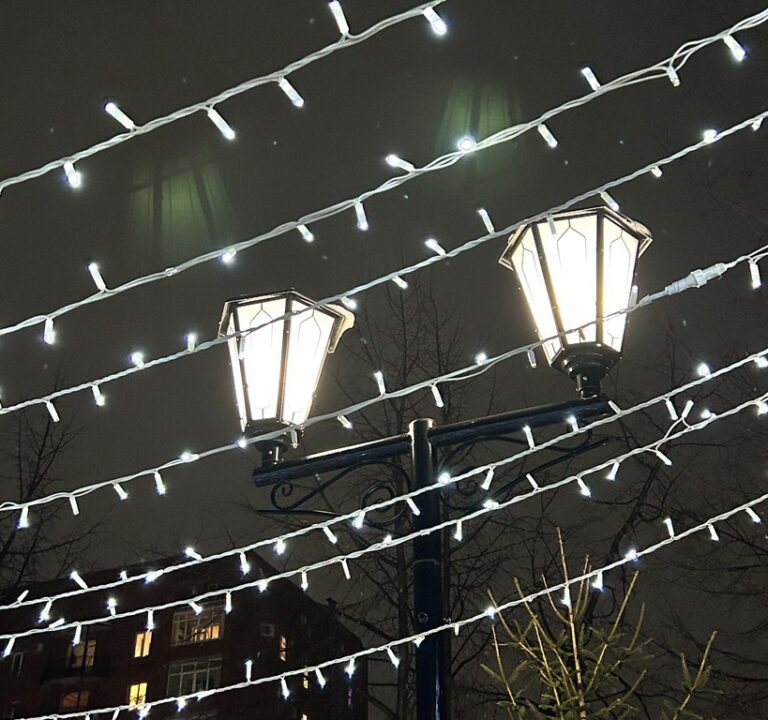 Мошенники обманывают россиян новогодними поздравлениями