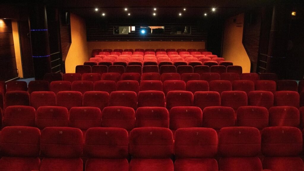 Названы любимые жанры сериалов россиян