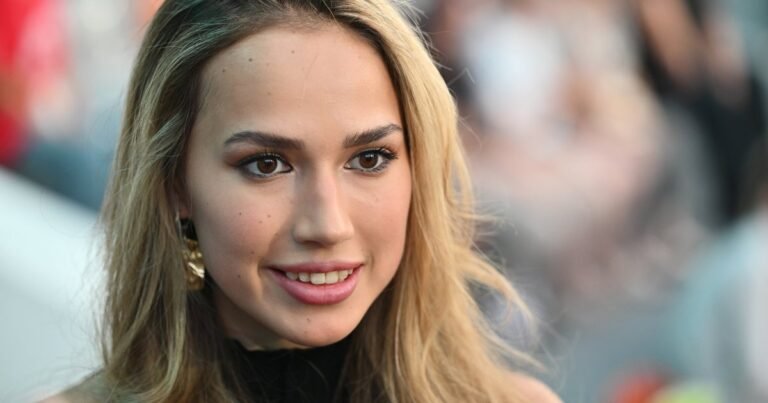 Новый образ Алины Загитовой вызвал споры в сети