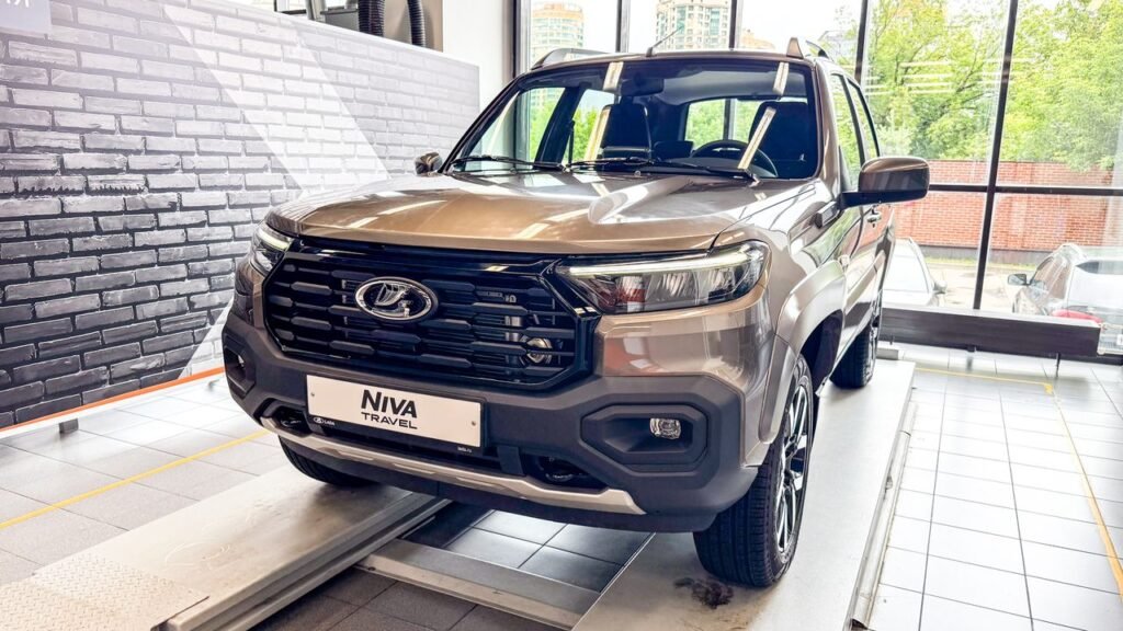 Обновленный внедорожник LADA Niva Travel стал бестселлером