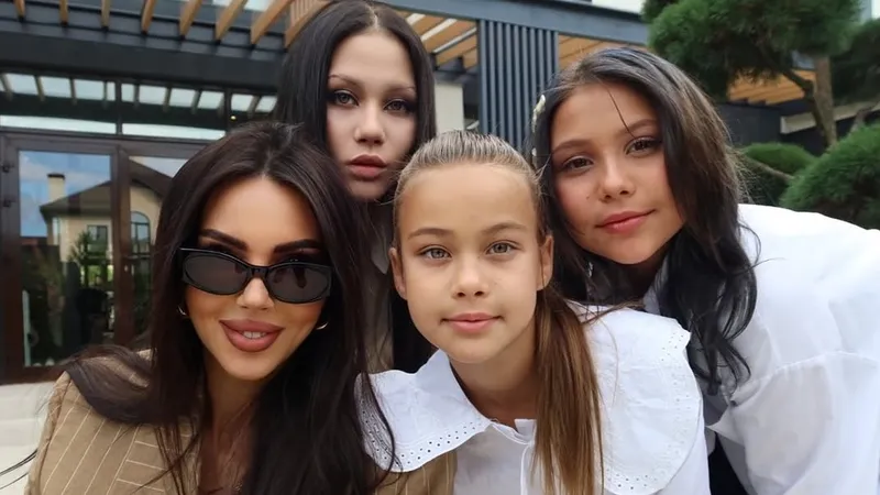 Оксана Самойлова: Дочь пыталась покончить с собой