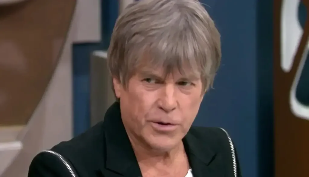 Певца Глызина вынудили применить силу к нетрезвой пассажирке на авиарейсе Москва — Новокузнецк