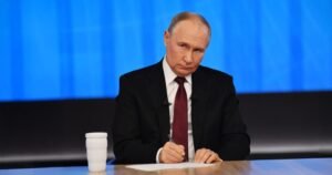 Путин подписал закон о соцстраховании для самозанятых