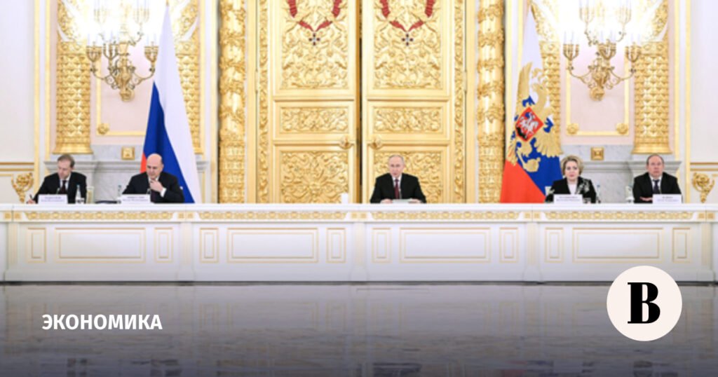 Путин выразил надежду на временный характер повышения НДС