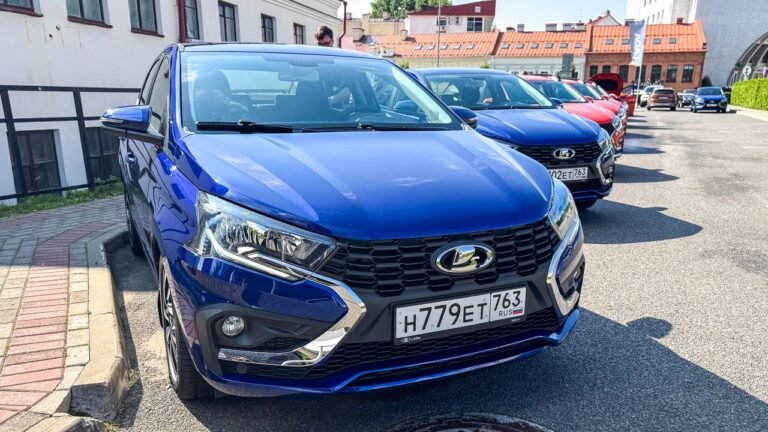 Россияне активно раскупают новую Lada Iskra