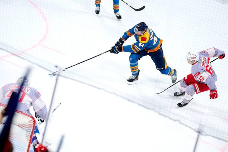 «Шанхай Дрэгонс» обыграл «Спартак» в КХЛ