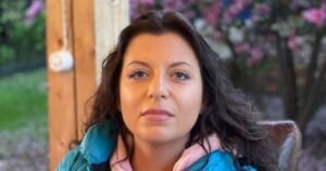 Симоньян выразила благодарность матери и свекрови в День матери