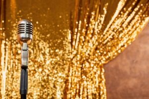 Скандалы вокруг Ларисы Долиной затмили ее выступление на «Песне года»