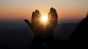 Солнечные пятна угрожают астероиду 3I/ATLAS: наука против конспирологии