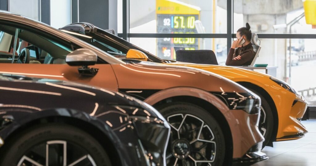 Средняя цена авто из КНР в России достигла двухлетнего минимума