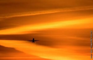 США отказались возобновить прямое авиасообщение с РФ из-за Украины