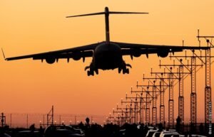 США усиливают военное присутствие в Карибском море