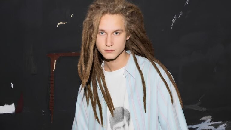 Сын рэпера Децла Тони рассказал о своих привычках в общественном транспорте