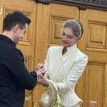 Тюменская телеведущая Александра Маслакова вышла замуж