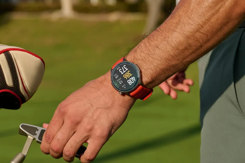 Топ-3 смарт-часов Amazfit для спорта и повседневной жизни