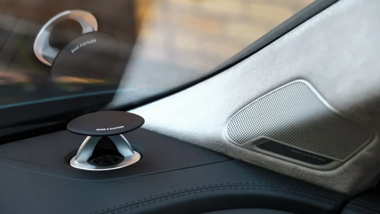 ТОП-7 авто с премиальными аудиосистемами: звук как в концертном зале