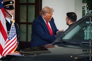 Трамп и Зеленский могут встретиться в воскресенье