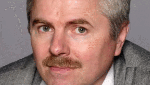 Умер актер и режиссер Олег Урюмцев: звезда «Петербургских тайн»