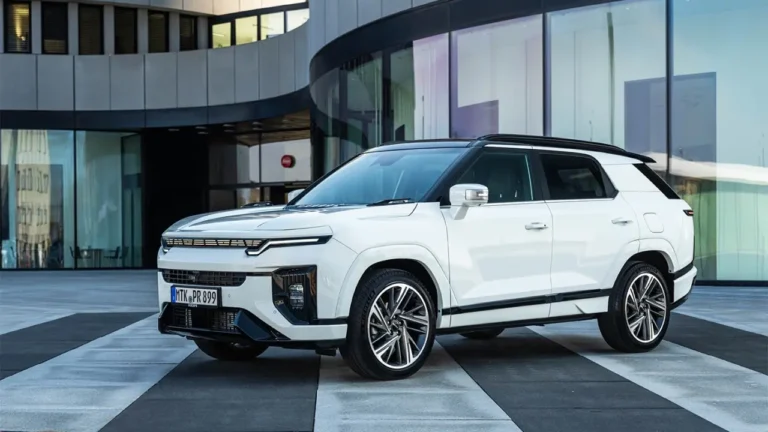 В России появится новый кроссовер KGM Actyon