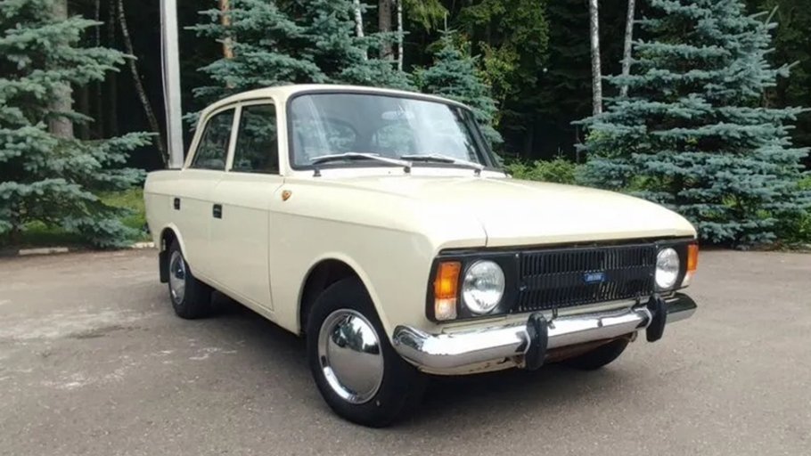 В России выставлен на продажу коллекционный 'Москвич 412' за 25 млн рублей