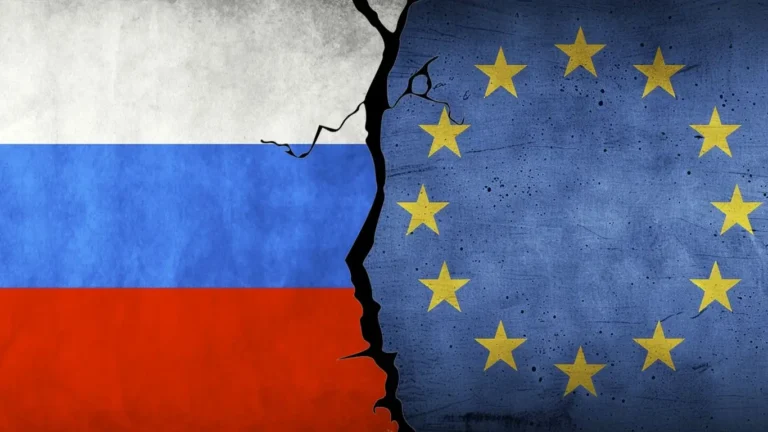 В Венгрии предупредили о подготовке Европы к войне с Россией