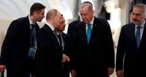 Визит президента в Турцию: эксперт оценил риски и последствия