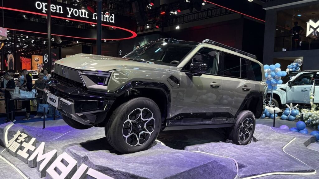 Внедорожник Dongfeng M-Hero M817 PHEV с автопилотом Huawei достиг важной вехи