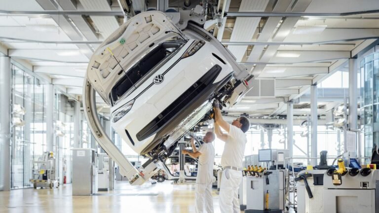Volkswagen закрывает завод в Германии впервые за 88 лет