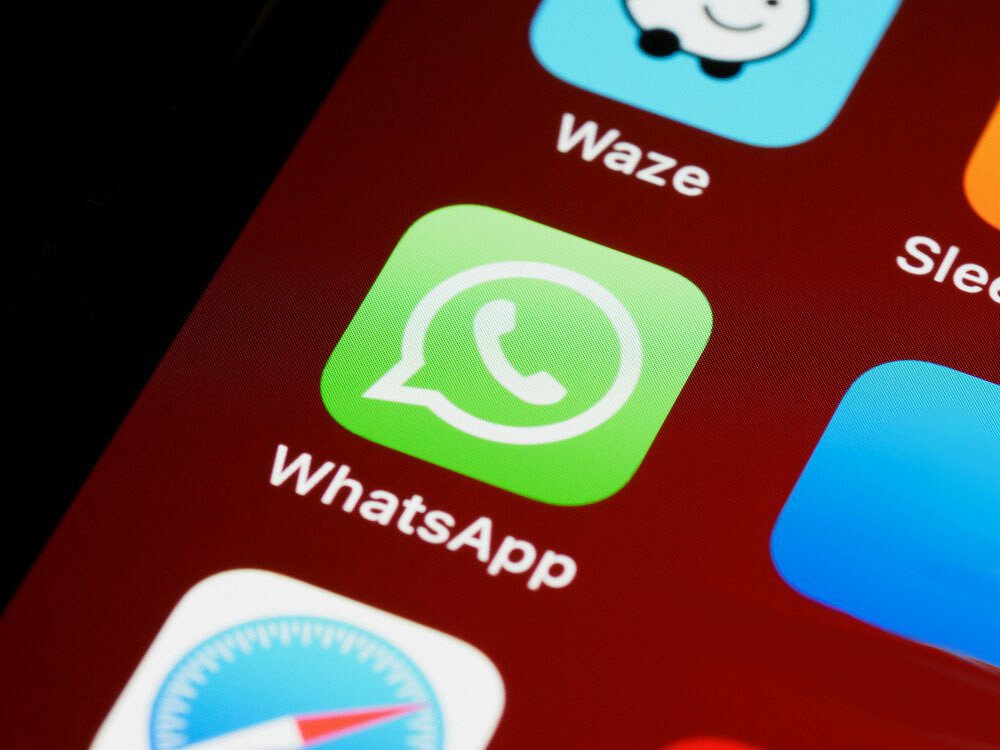 Всероссийский сбой WhatsApp: мессенджер замедлили на 80%