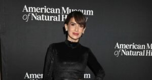 Жена Алека Болдуина показала горячий ролик в Instagram