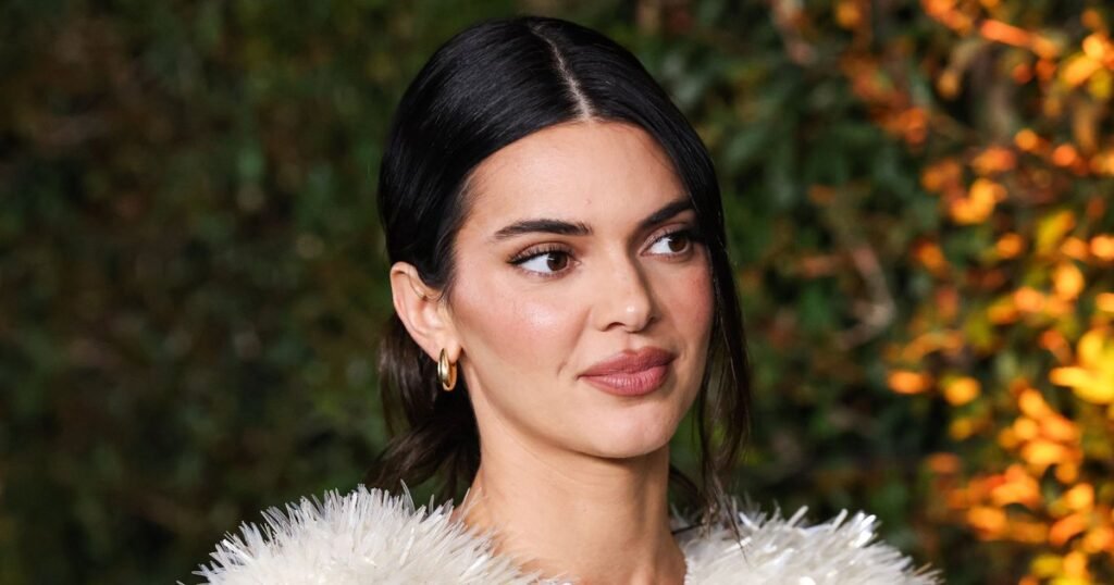 Звезды на гала-вечере L'Oreal: Клум и Дженнер блеснули на красном ковре