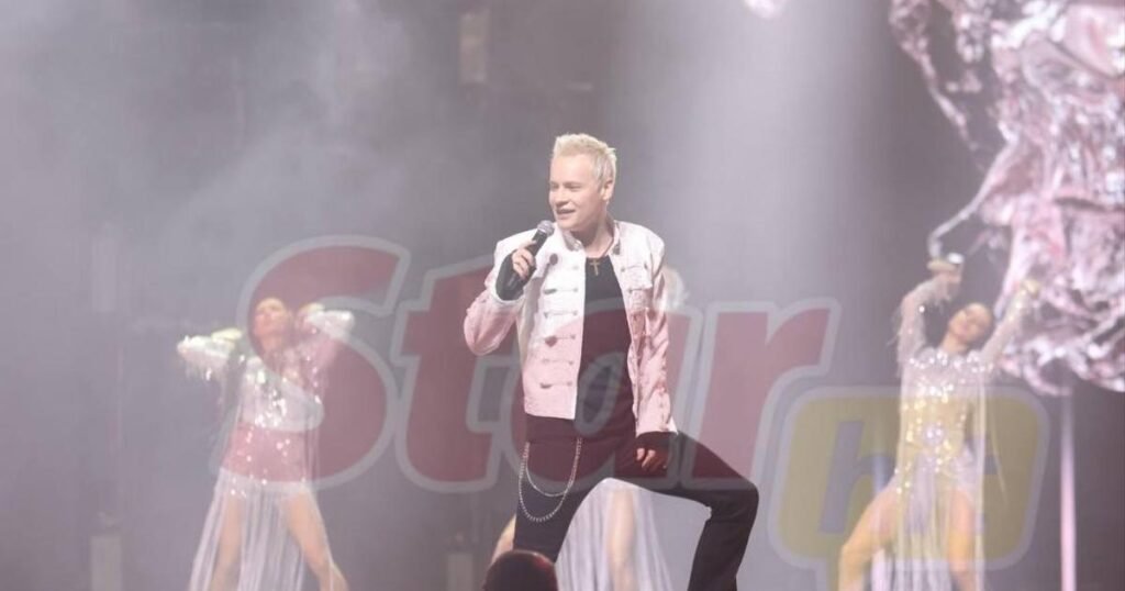 Звезды на красной дорожке: «Песня года — 2025»