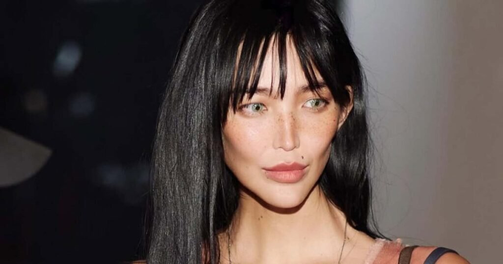 Звезды на открытии выставки: Александр Цекало и Ксения Собчак