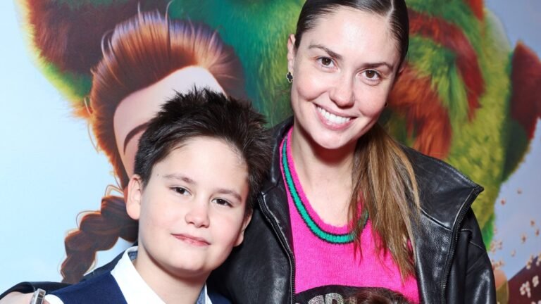 Агата Муцениеце празднует 13-летие сына Тимофея на фоне судебных разбирательств с Прилучным