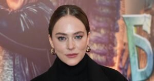 Аглая Тарасова попалась на глаза папарацци в Подмосковье