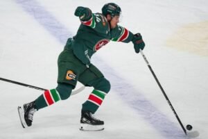 «Ак Барс» разгромил «Автомобилист» со счётом 5:0