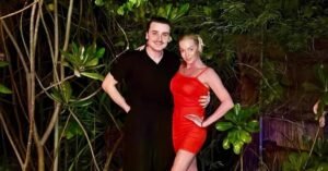 Анастасия Волочкова и молодой танцор на Мальдивах: романтические отношения или дружба?