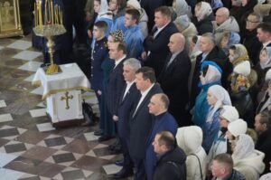 Артём Здунов отмечает Рождество в Кафедральном соборе Феодора Ушакова