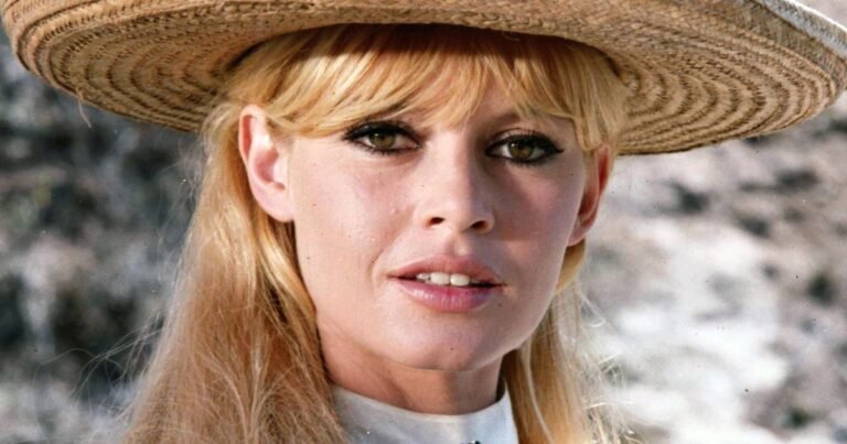 Брижит Бардо похоронили на Морском кладбище в Сен-Тропе